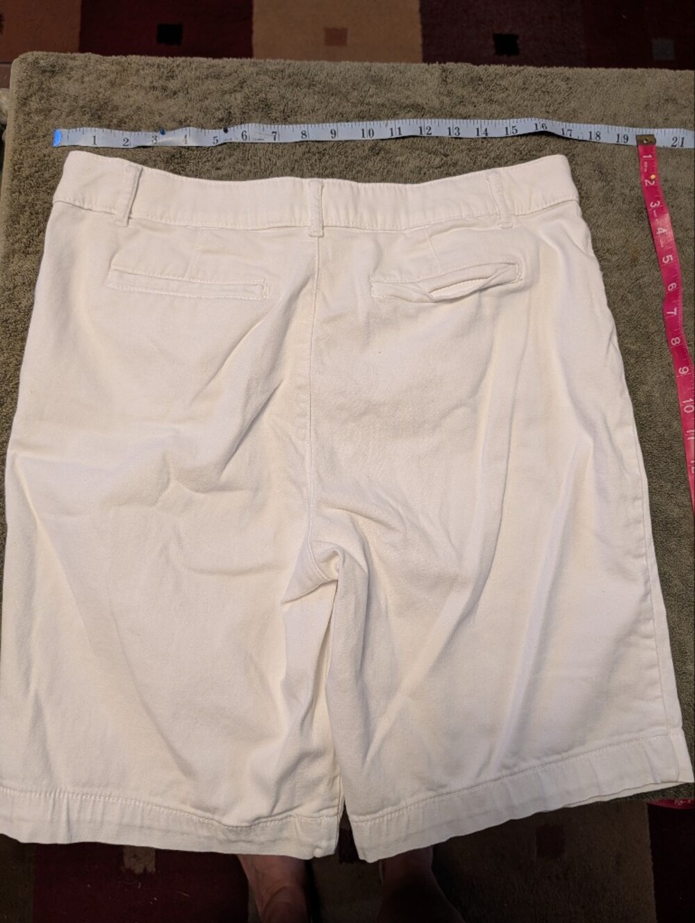 St. John's Bay White Women's Shorts